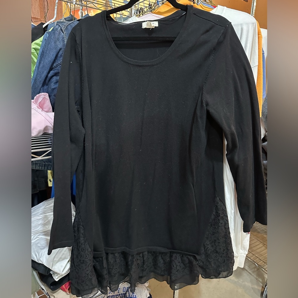 Style & Co Black Tunic with Lace Trim Detail Size XL